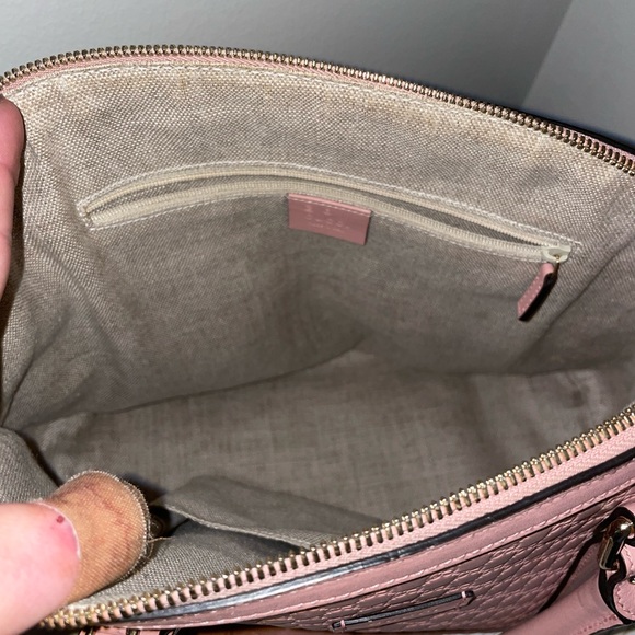 Beautiful Chic Pink Gucci! All leather + brand new! - Picture 2 of 2